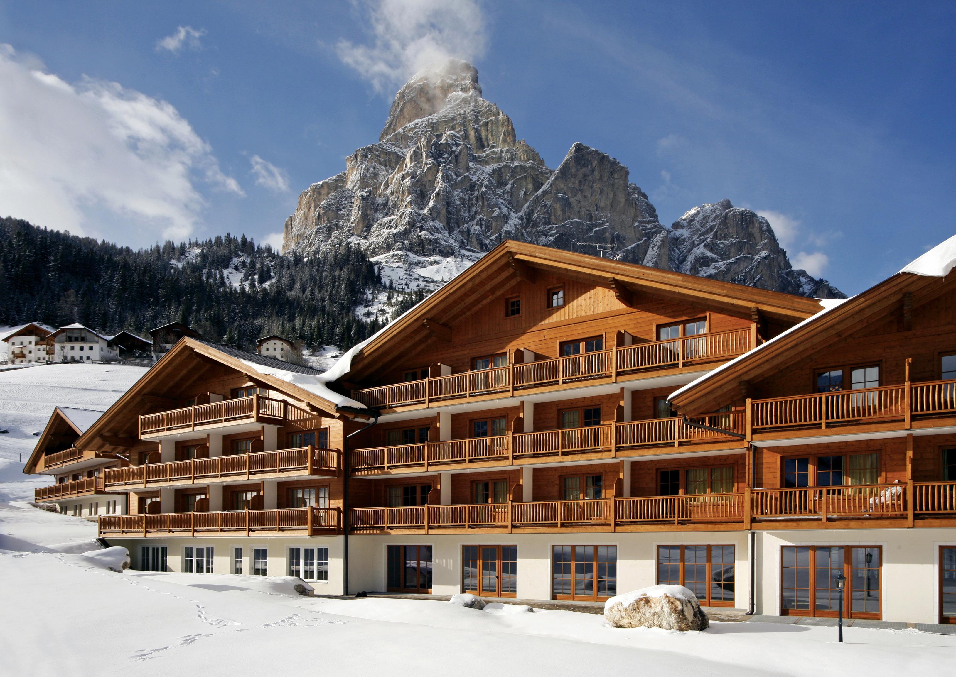 Th Corvara - Greif Hotel Exterior photo